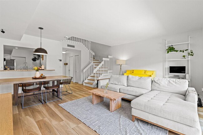 Building Photo - 11845 SW 100th St