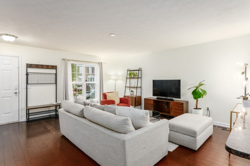 Building Photo - 6177 Needletail Rd