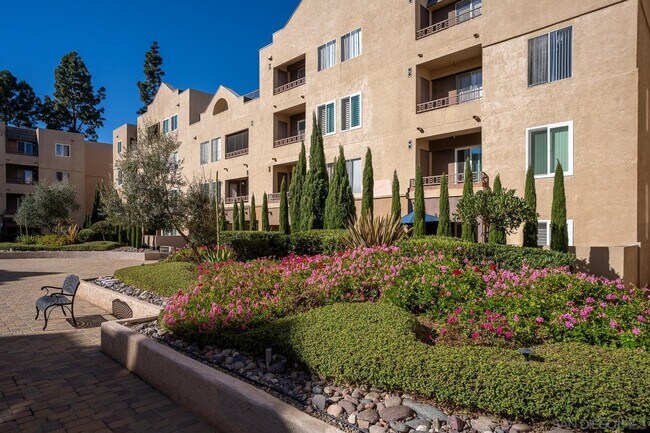 Building Photo - 3550 Lebon Dr