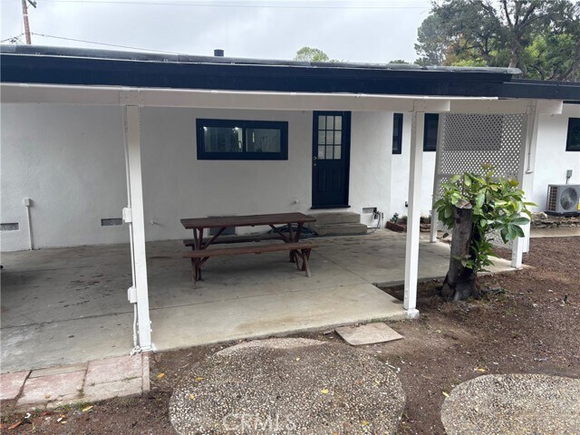 Building Photo - 19 Gaucho Dr