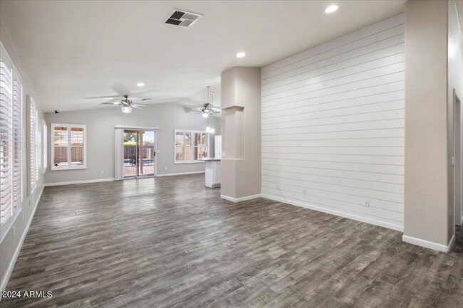Building Photo - 4623 E Desert Wind Dr.