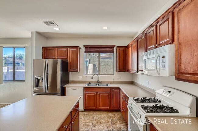 Building Photo - 12600 N Brabant Dr