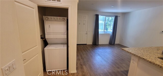Building Photo - 584 Orlando Ct