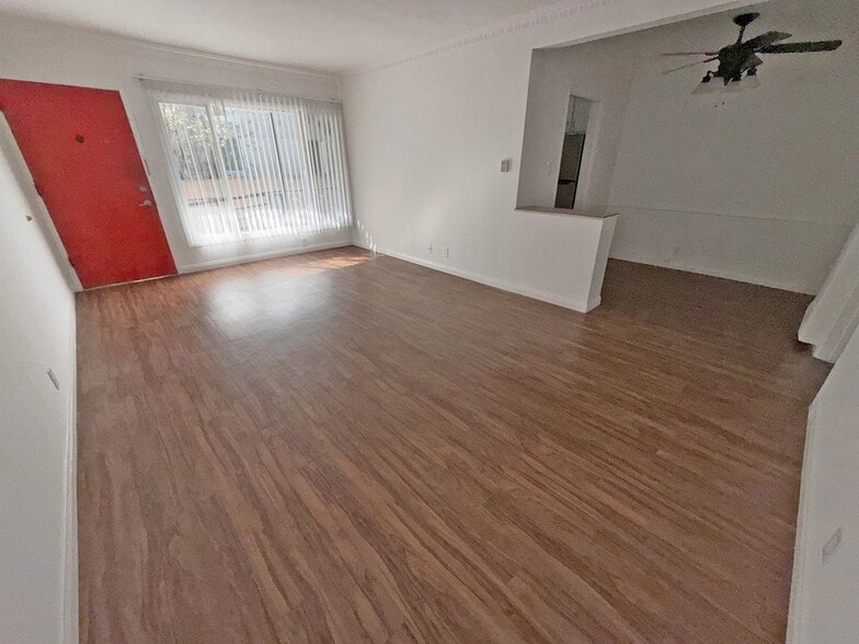 Building Photo - 1509 Orange Grv Ave