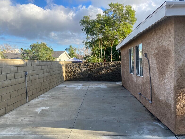 Building Photo - 12646 Ralston Ave