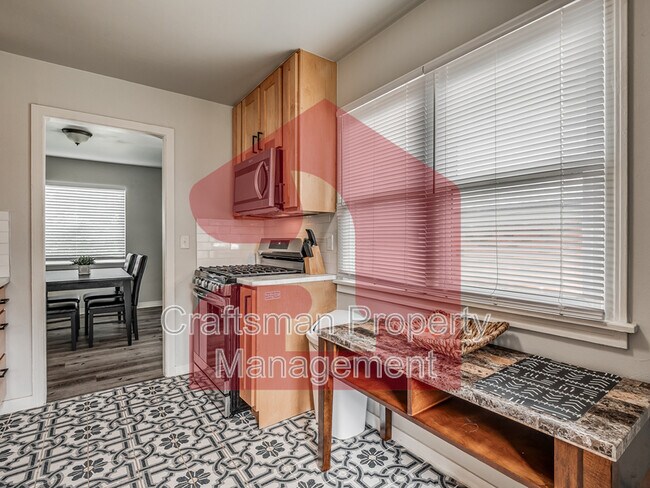 Building Photo - 2926 NW 72nd St