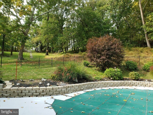 Building Photo - 70 Elk Run Estates Dr