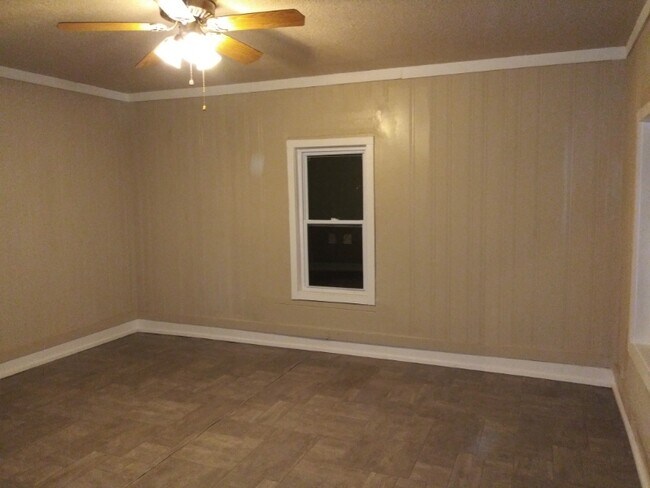 Building Photo - 3540 Cleveland Ave.