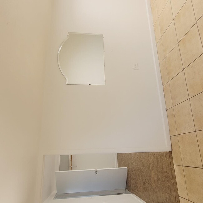 Building Photo - 4412 N 67th Ave