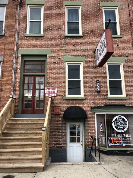 Building Photo - 217 Western Ave