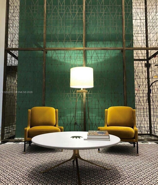 Building Photo - 801 S Miami Ave