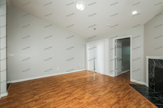 Building Photo - 6091 Parrington Dr