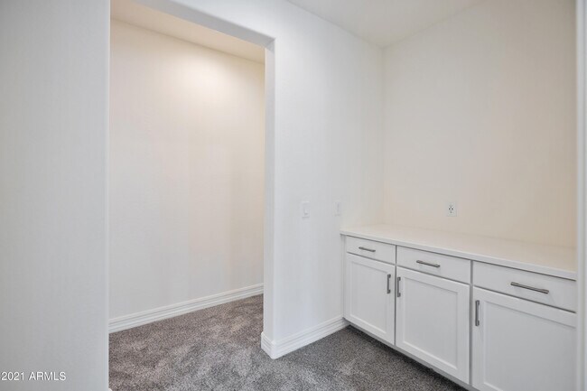 Building Photo - 7358 E Casitas Del Rio Dr