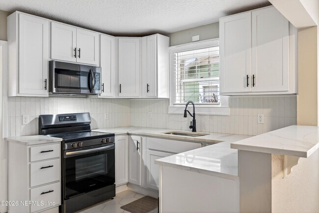 Building Photo - 4755 French St