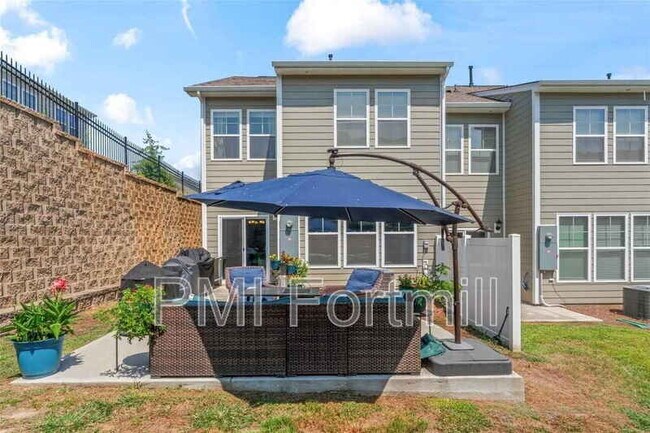 Building Photo - 310 Bulrush Rd
