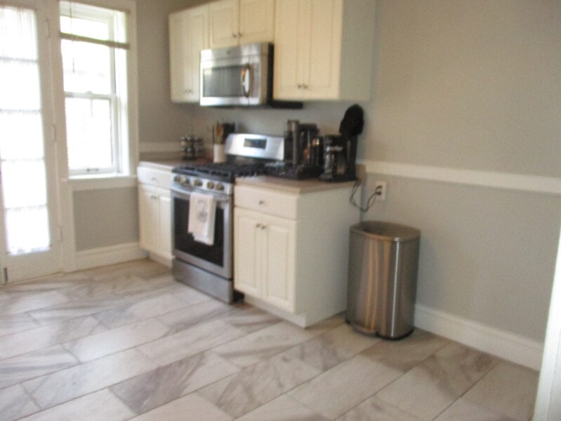 Building Photo - 1081 Terrace Dr