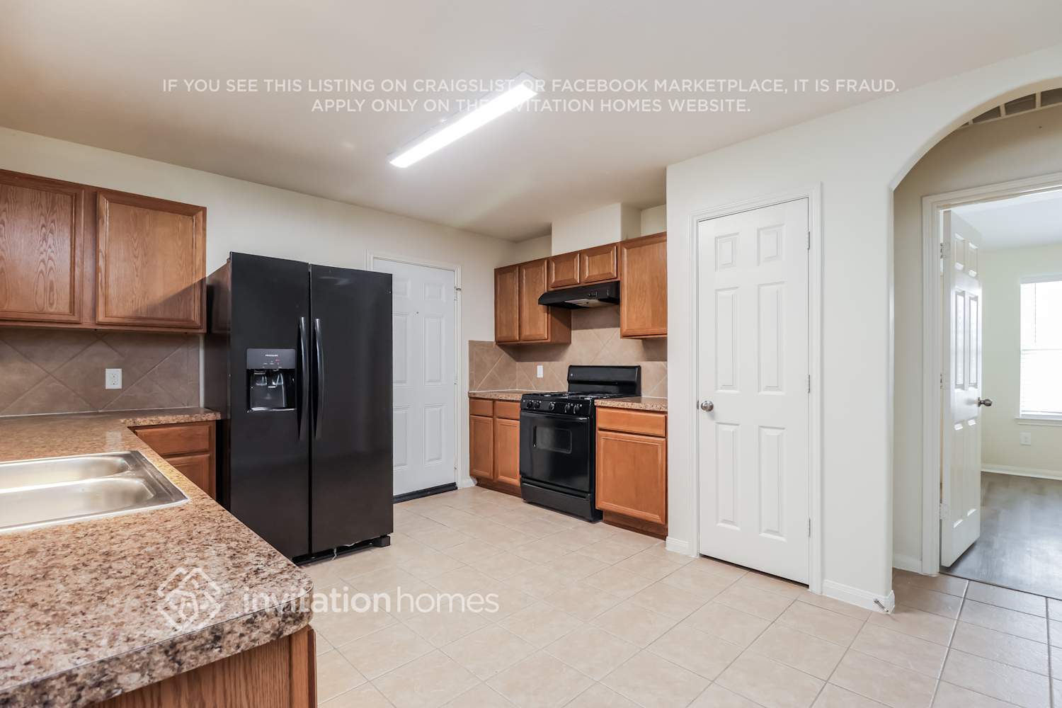 Building Photo - 8622 Doskocil Dr