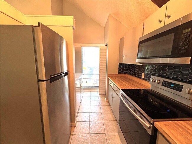 Building Photo - 4145 Muriel Pl