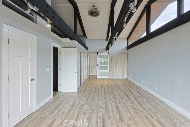 Building Photo - 9322 Marina Pacifica Dr N