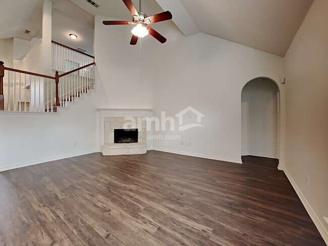 Building Photo - 1406 Monte Carlo Dr