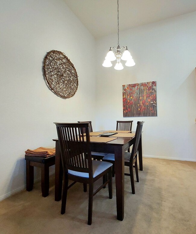 Building Photo - SOUTHWEST - SUNSET CLIFFS