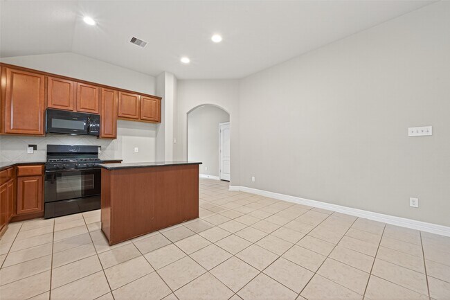 Building Photo - 2517 Wood Park Blvd