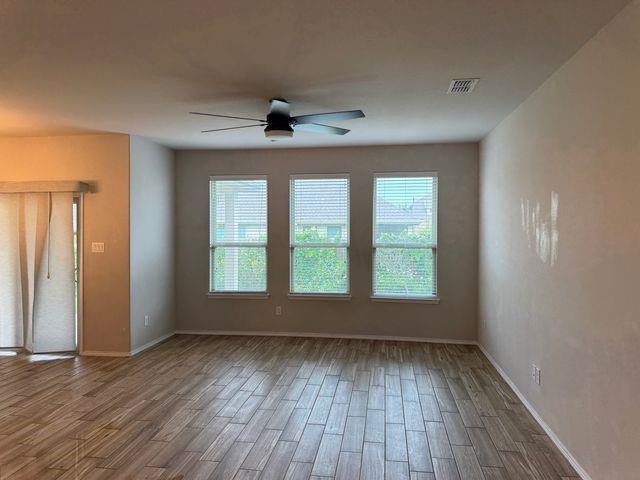 Building Photo - 3708 Evergreen Ridge Rd