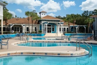 Building Photo - The Enclave