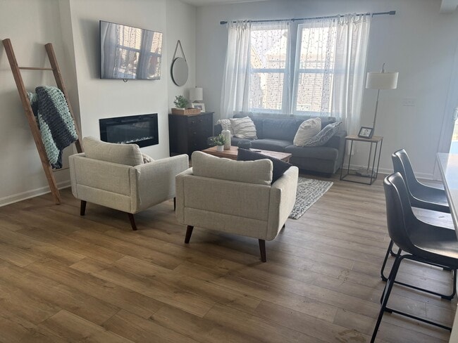 Building Photo - 3885 Volterra Ln