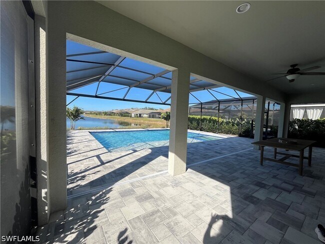 Building Photo - 3453 Pilot Cir
