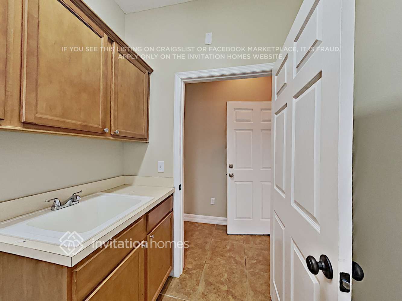 Building Photo - 5552 Pebble Beach Dr