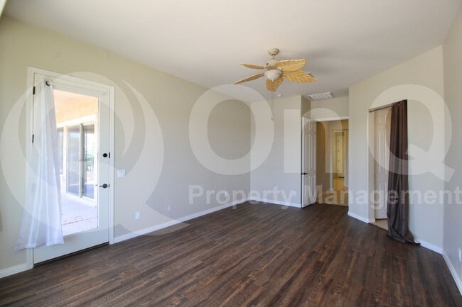 Building Photo - 17824 W Cedarwood Ln
