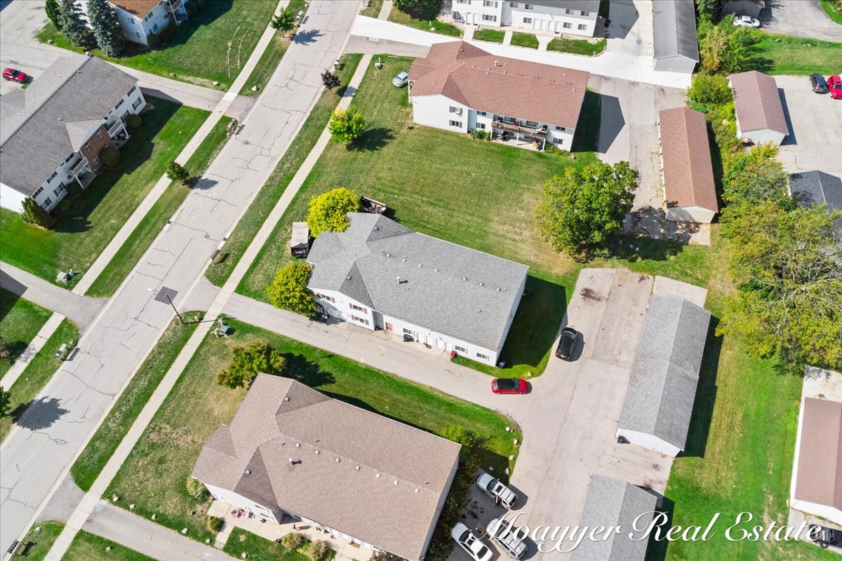 Building Photo - 1041 Abbey Ct