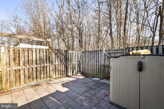 Building Photo - 8315 Brookvale Ct