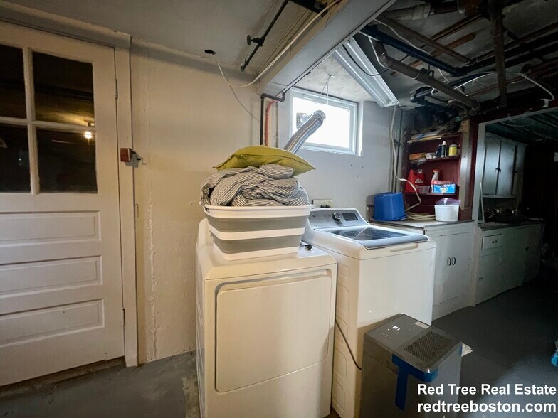 Building Photo - 83 Lexington St