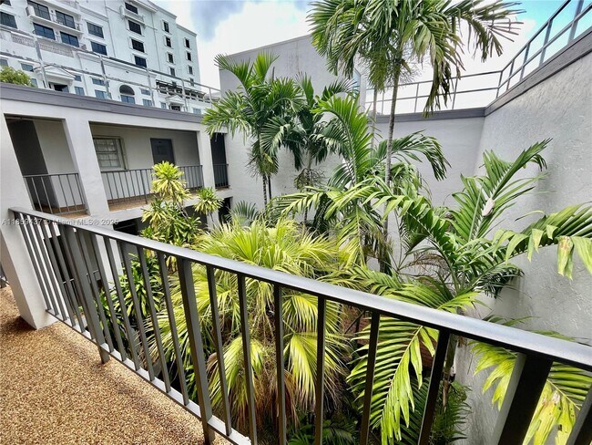 Building Photo - 8101 SW 72nd Ave
