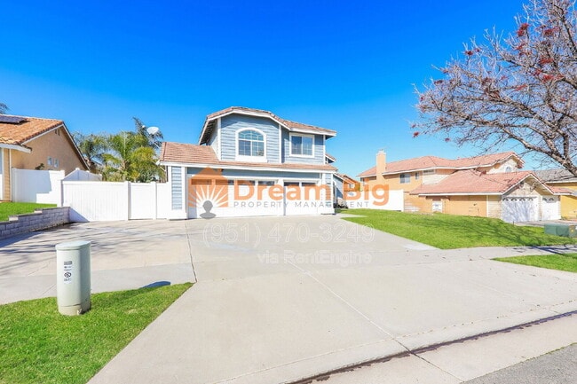 Building Photo - 2712 Toumey Ln