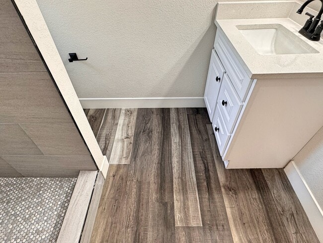 Building Photo - 3250 Meade St