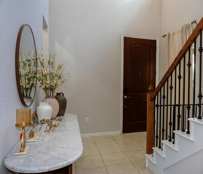 Building Photo - 12904 Stanford Dr