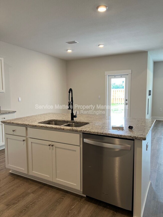 Building Photo - 4062 Blaney Ln