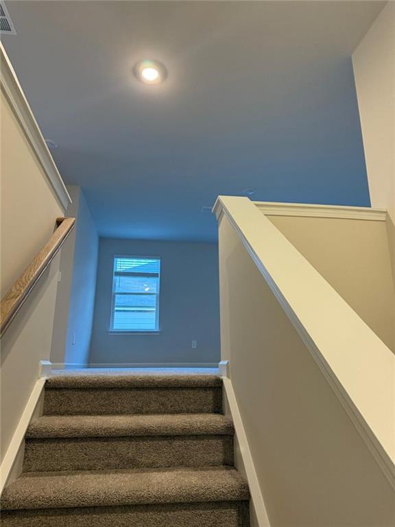 Building Photo - 314 Sequoia Ln