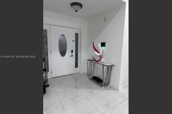 Building Photo - 26161 SW 130th Ave