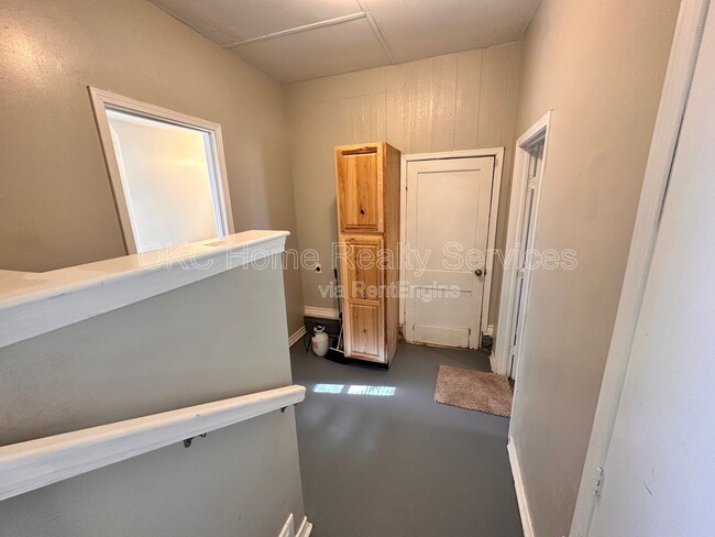 Building Photo - 312 Bolton Pl