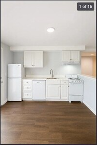 Building Photo - 9 Avon Pl