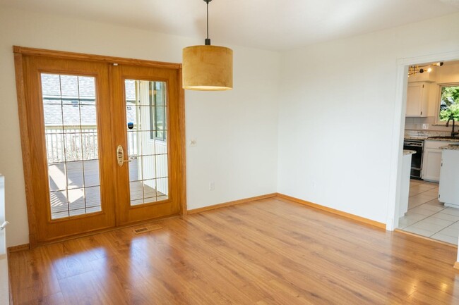 Building Photo - 4Bd/2Ba Normandy Park House