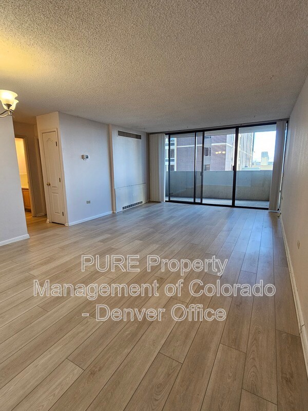 Building Photo - 1020 15th St