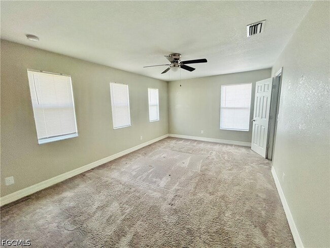 Building Photo - 8041 Allamanda Ct