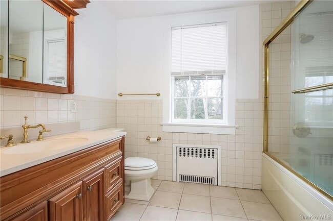 Building Photo - 50 Greenacres Ave