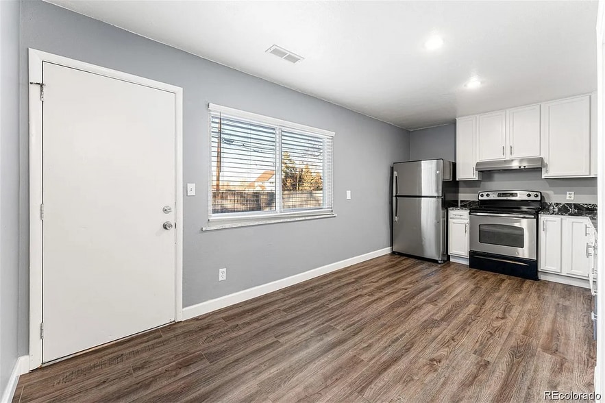 Building Photo - 10401 W 45th Ave