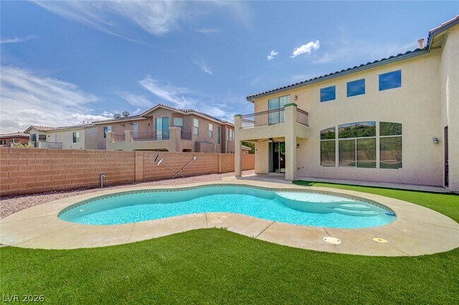 Building Photo - 7876 Sleeping Lily Dr